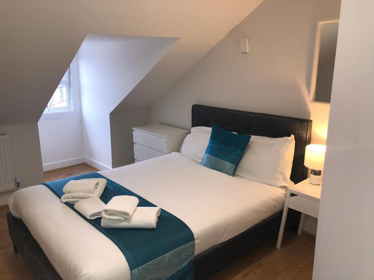 Town Centre Apartment With Free Parking 러프버러 외부 사진
